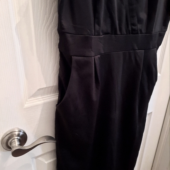 Black Dress - Picture 3 of 7